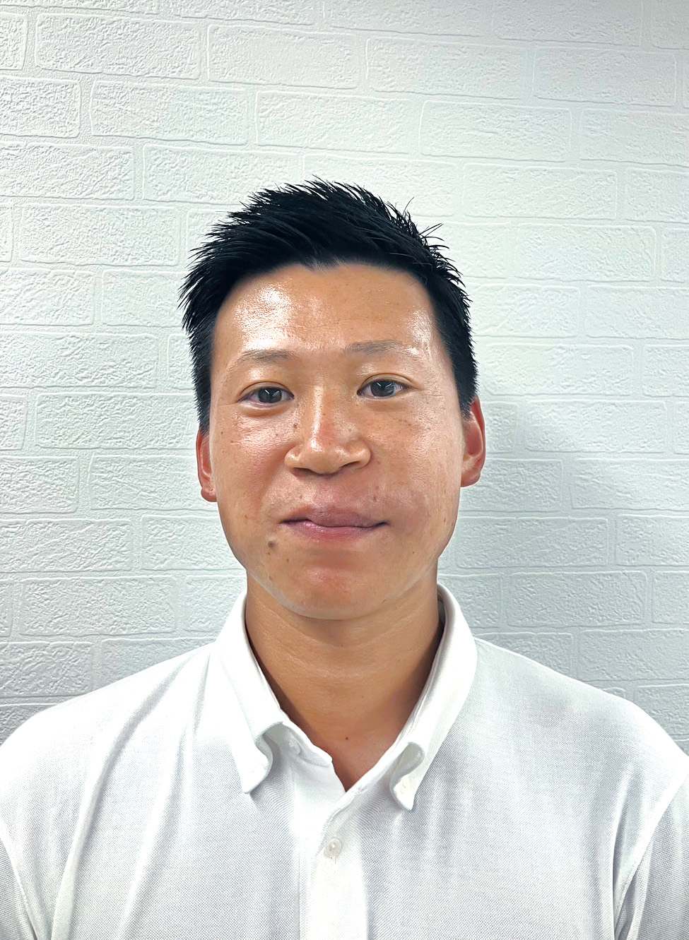 岡　宏樹氏
